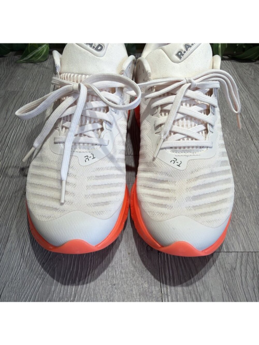 RAD R-1 Sunset Orange Mens Size 9.5 Running Shoes - Picture 3 of 13